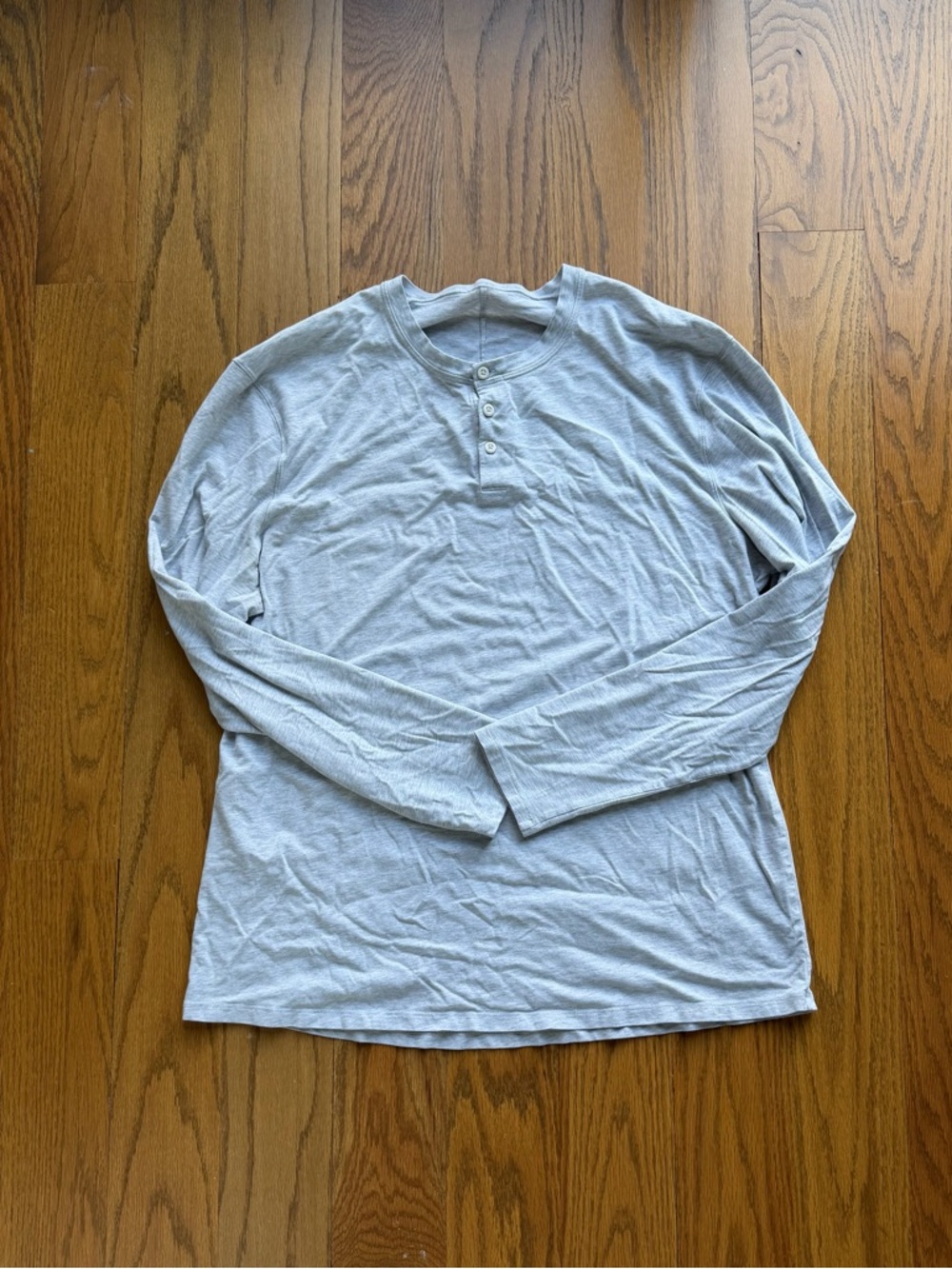 lululemon athletica Light Gray Long Sleeve Henley